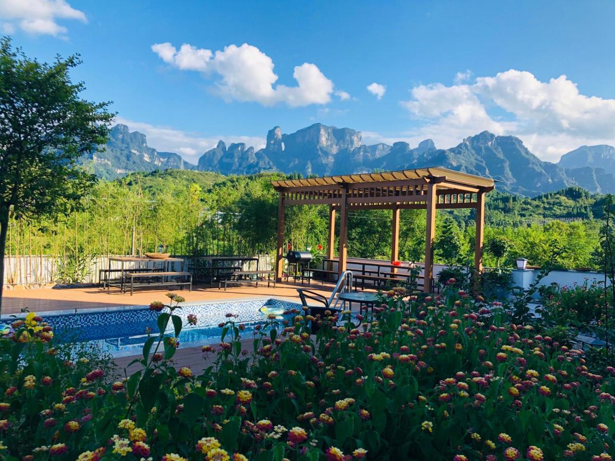 Heaven'S Gate Home Stay --Free Pick Up Service--Panoramic View Of Tianmen Mountain Zhangjiajie Dış mekan fotoğraf